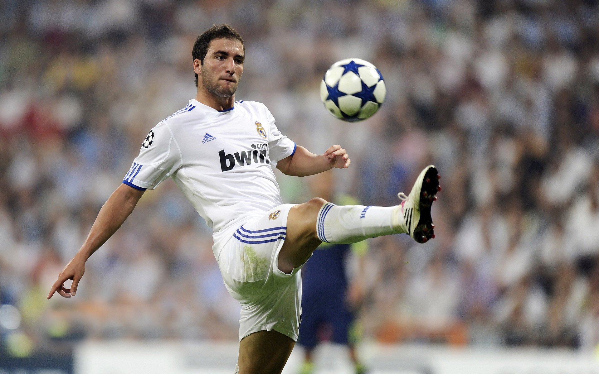 史上火爆的助攻王是谁？他带来的传球艺术令人陶醉，助攻球员